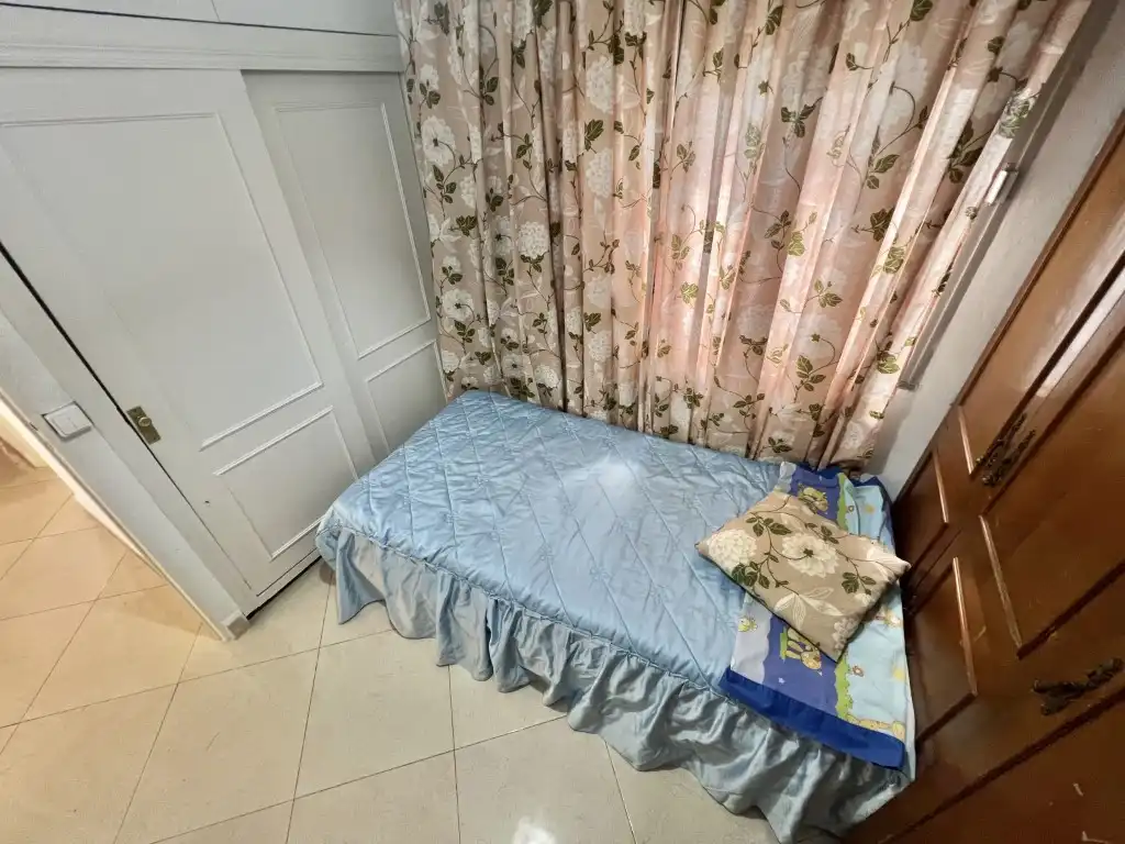 Habitación de Piso en venta en Dos Hermanas