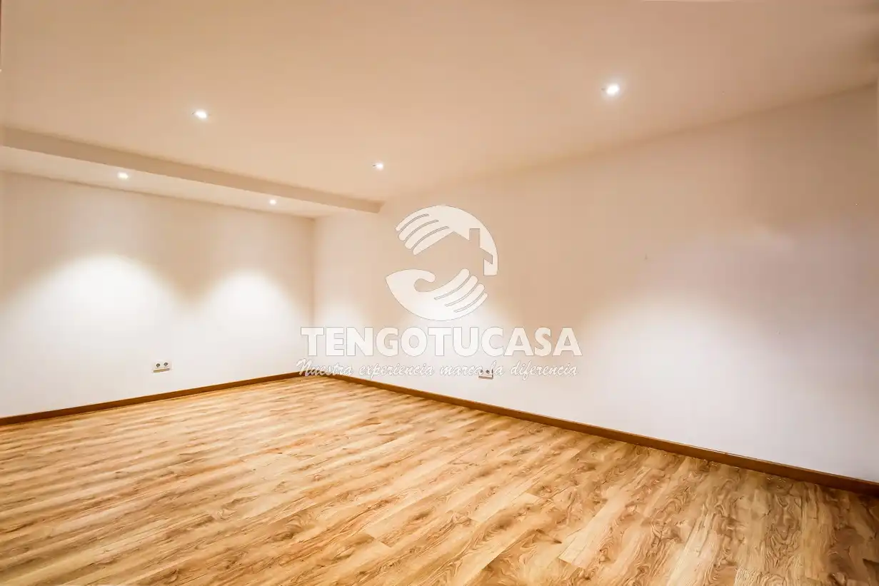 Detached homes for rent in Madrid  with Air Conditioner, Heating and Private garden
