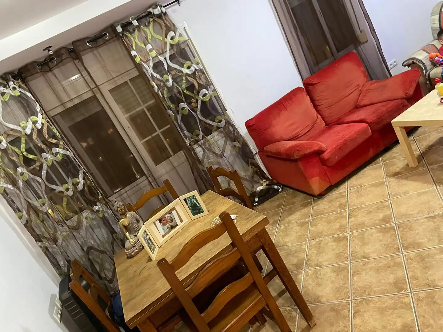 Living room of Flat for sale in La Línea de la Concepción  with Terrace, Furnished and Washing machine
