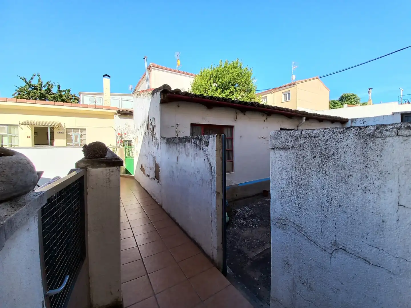 Vista exterior de Pis en venda en Burgos amb Calefacció