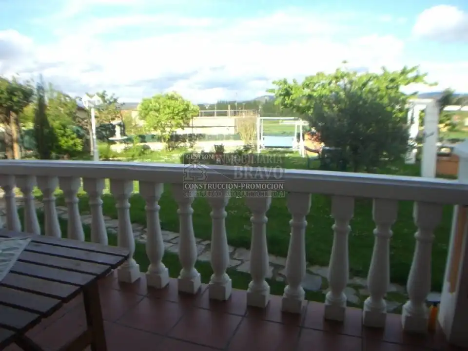 Chalet con jardín en venta en Villarcayo de Merindad de Castilla la Vieja, imagen 4