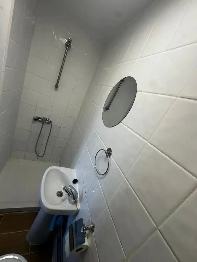 Bany de Pis en venda en Cártama amb Aire condicionat