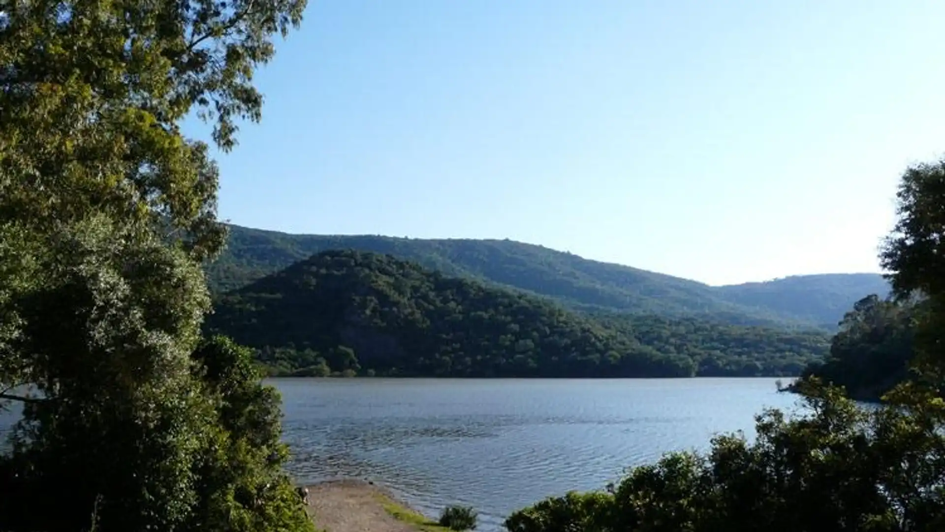 Finca rústica de alquiler en Ubrique con Piscina y Amueblado