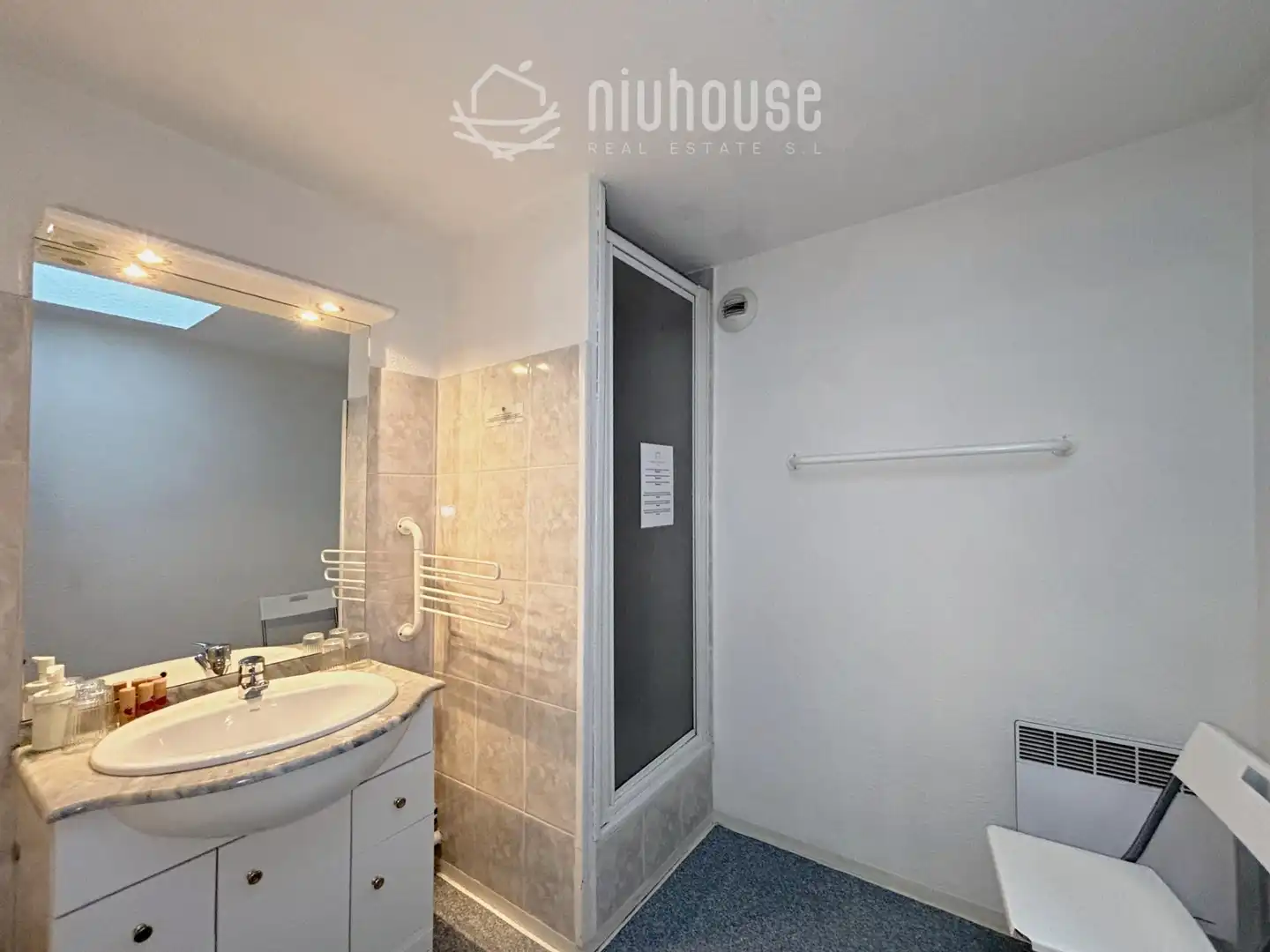 Hotel en venta en Latour - de - Carol, imagen 33