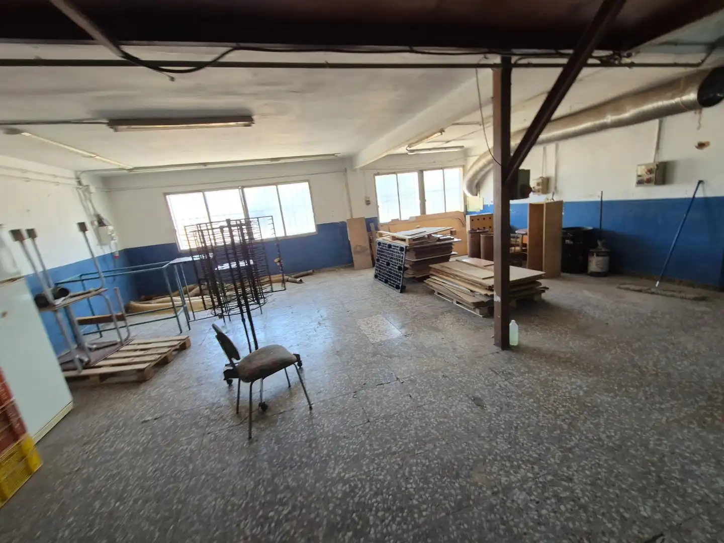 Nave industrial en venta en Elda