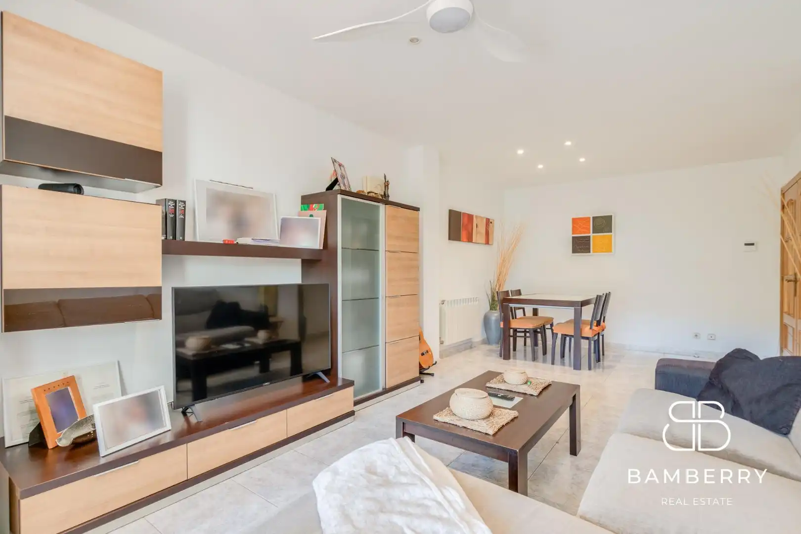 Sala de estar de Apartamento en venta en Sant Pol de Mar con Calefacción, Trastero y Piscina comunitaria
