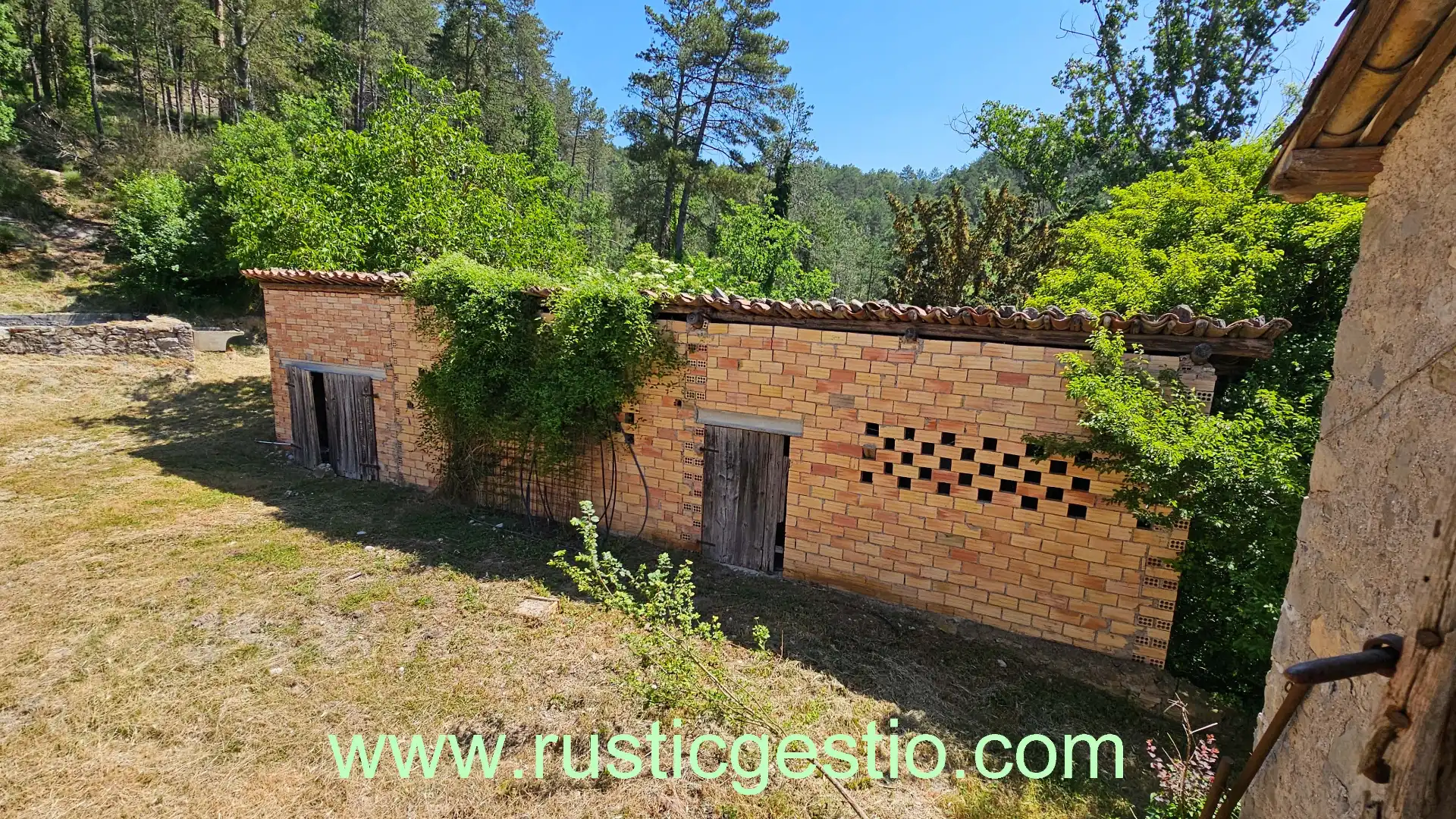 Country house zum Verkauf in Guixers mit Privatgarten