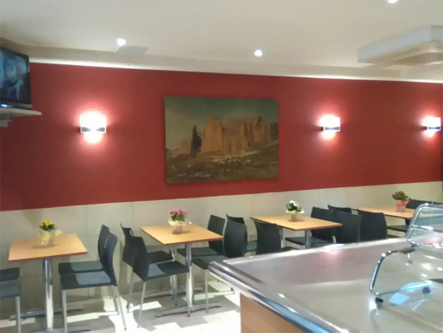 Commercial properties for rent in Jaca  with Air Conditioner