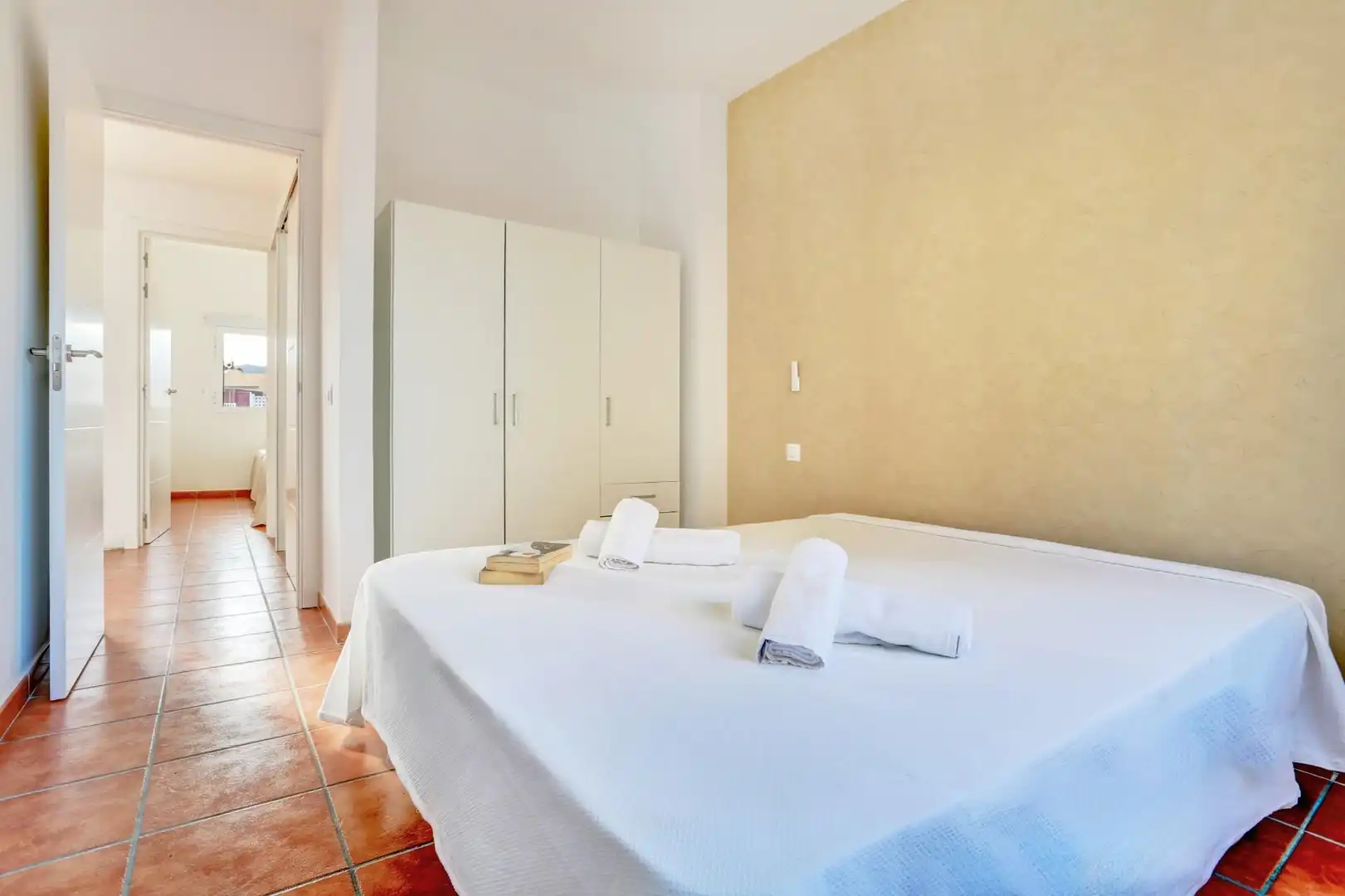 Bedroom of Apartments for sale in La Oliva