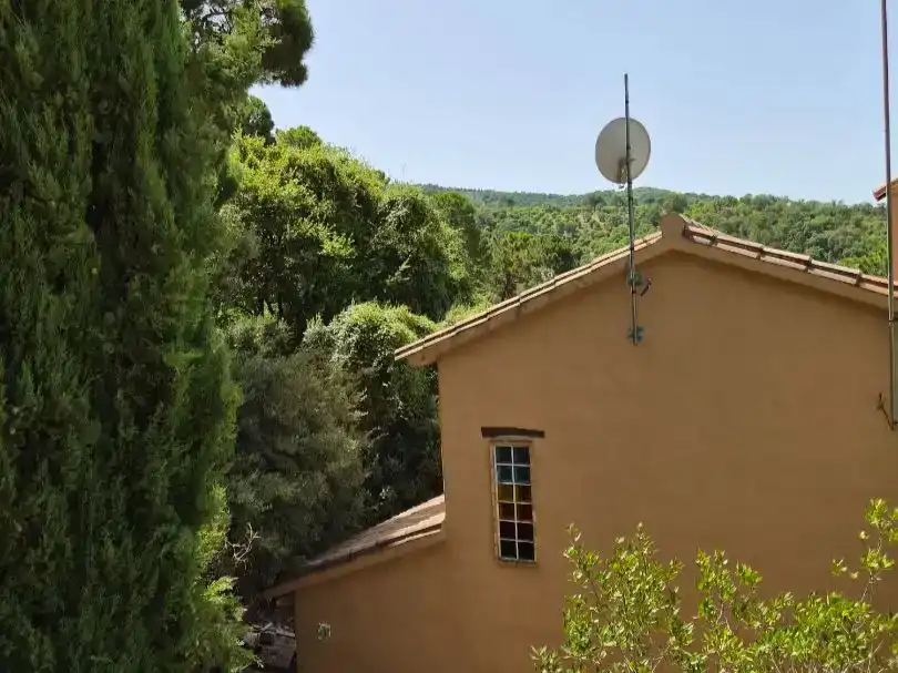 Vista exterior de Finca rústica en venda en Jubrique amb Piscina
