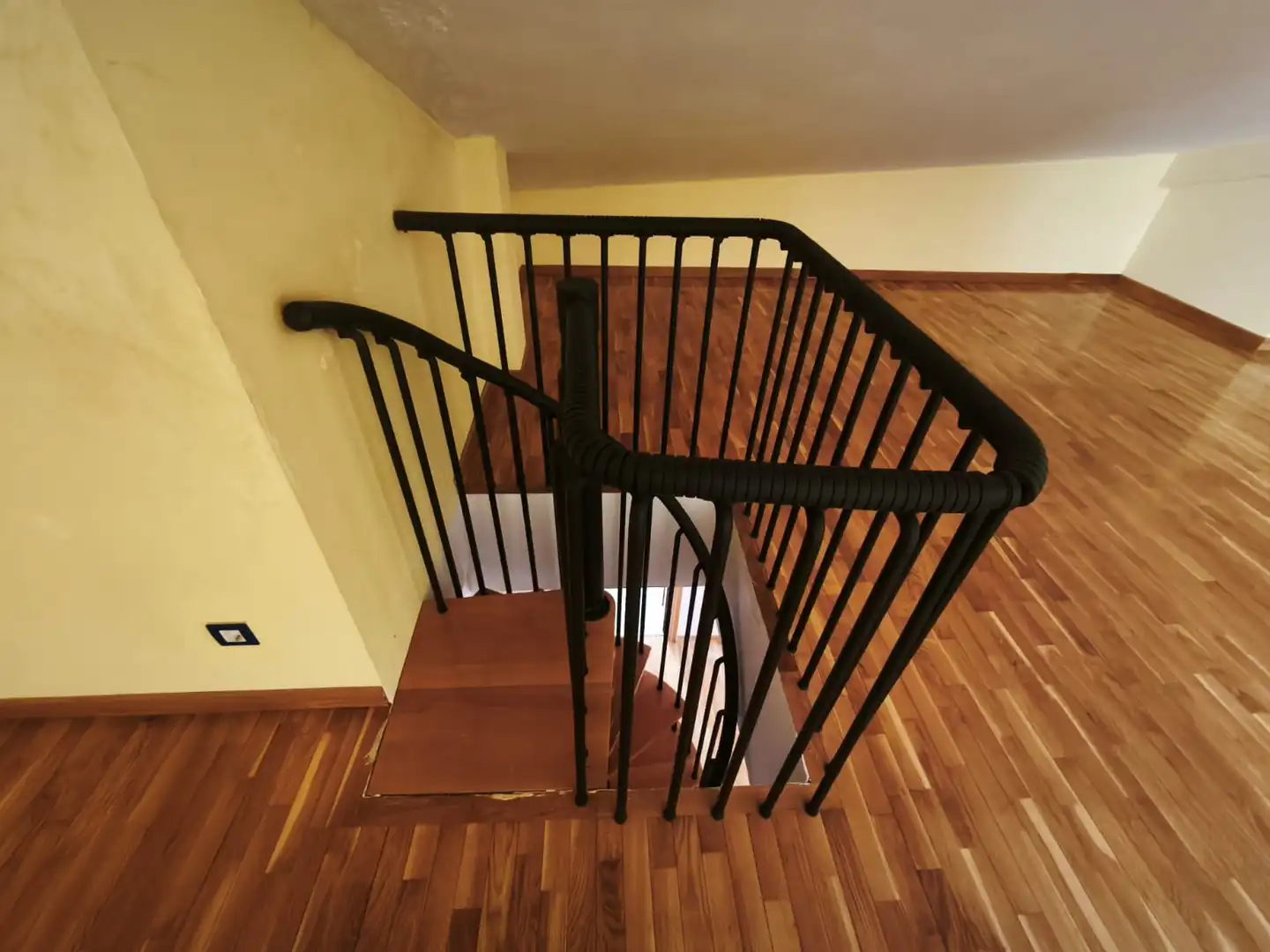 Wohnung zum Verkauf in Salvatierra / Agurain mit Parkett und Abstellraum
