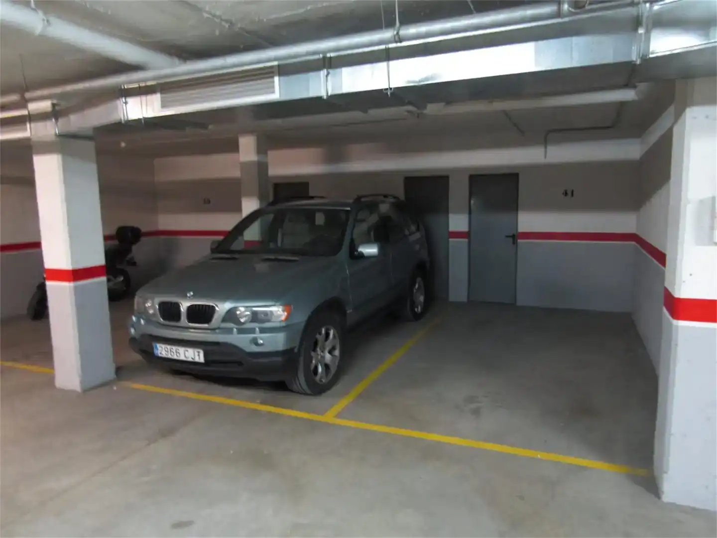 Parkplatz von Garage zur Miete in Falset