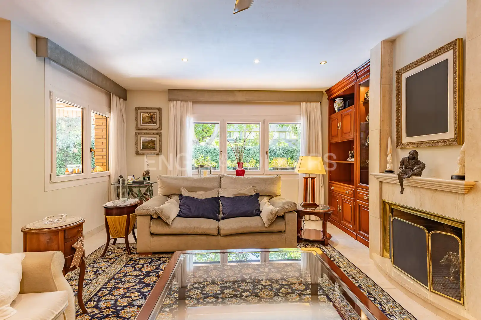 Sala de estar de Casa o chalet de alquiler en Sant Cugat del Vallès con Calefacción, Jardín privado y Piscina