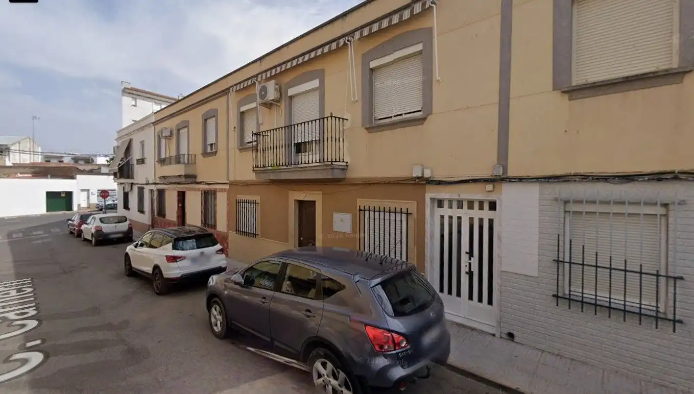 Vista exterior de Casa adosada en venda en Almendralejo
