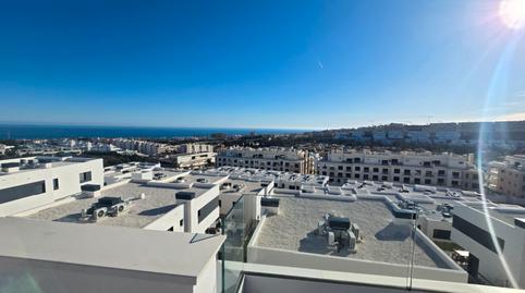 Foto 3 de Casa adosada en venta en Avenida Sierra de las Nieves, 3, La Cala Mijas, Mijas