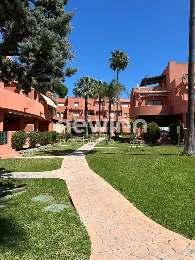 Garten von Wohnung zum Verkauf in Marbella mit Klimaanlage, Heizung und Privatgarten