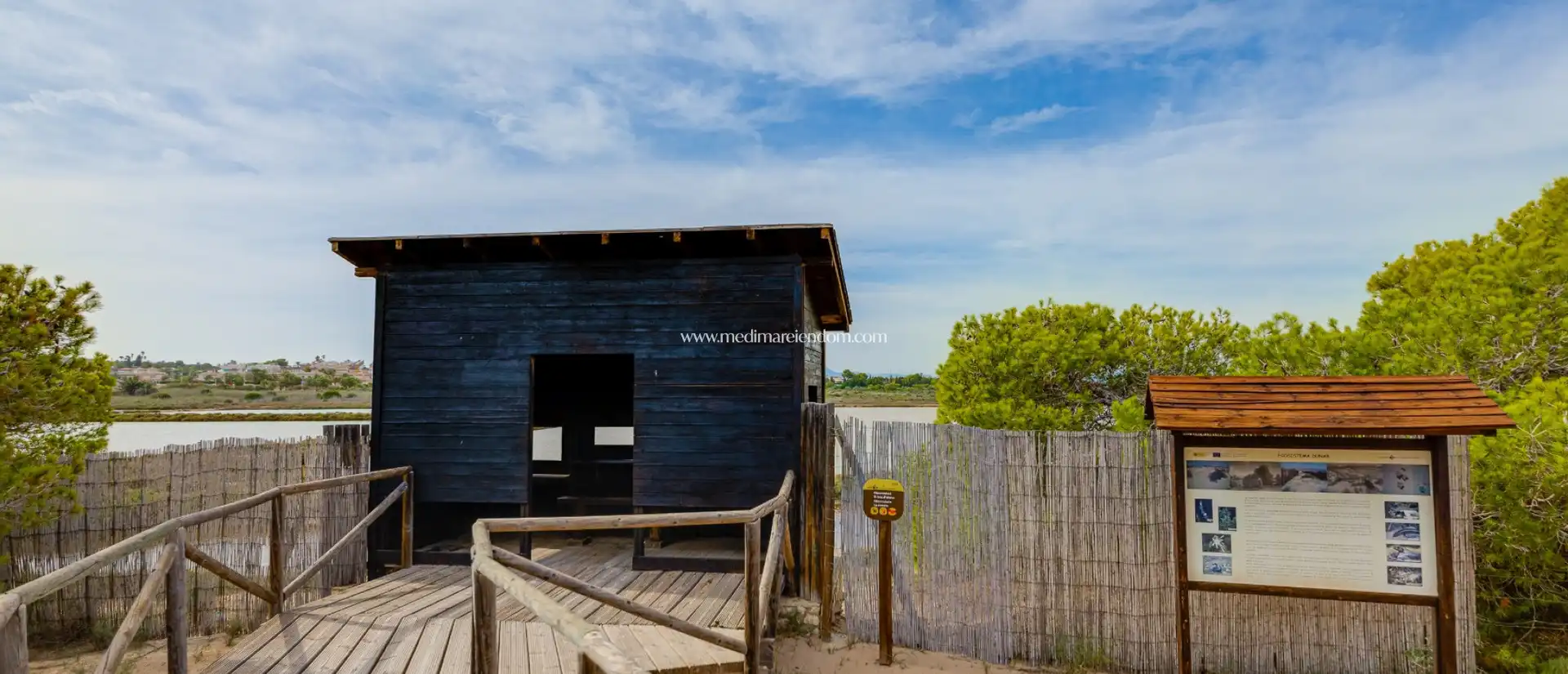 Vista exterior de Apartament en venda en Santa Pola amb Aire condicionat, Calefacció i Terrassa