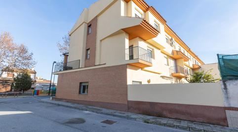 Foto 4 de Casa adosada en venda a Paseo del Tranvía, 18, Fuente Vaqueros, Granada