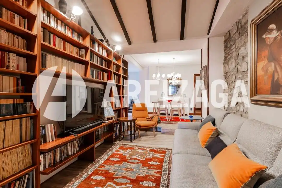 Sala de estar de Piso en venta en Donostia - San Sebastián  con Calefacción, Terraza y Balcón