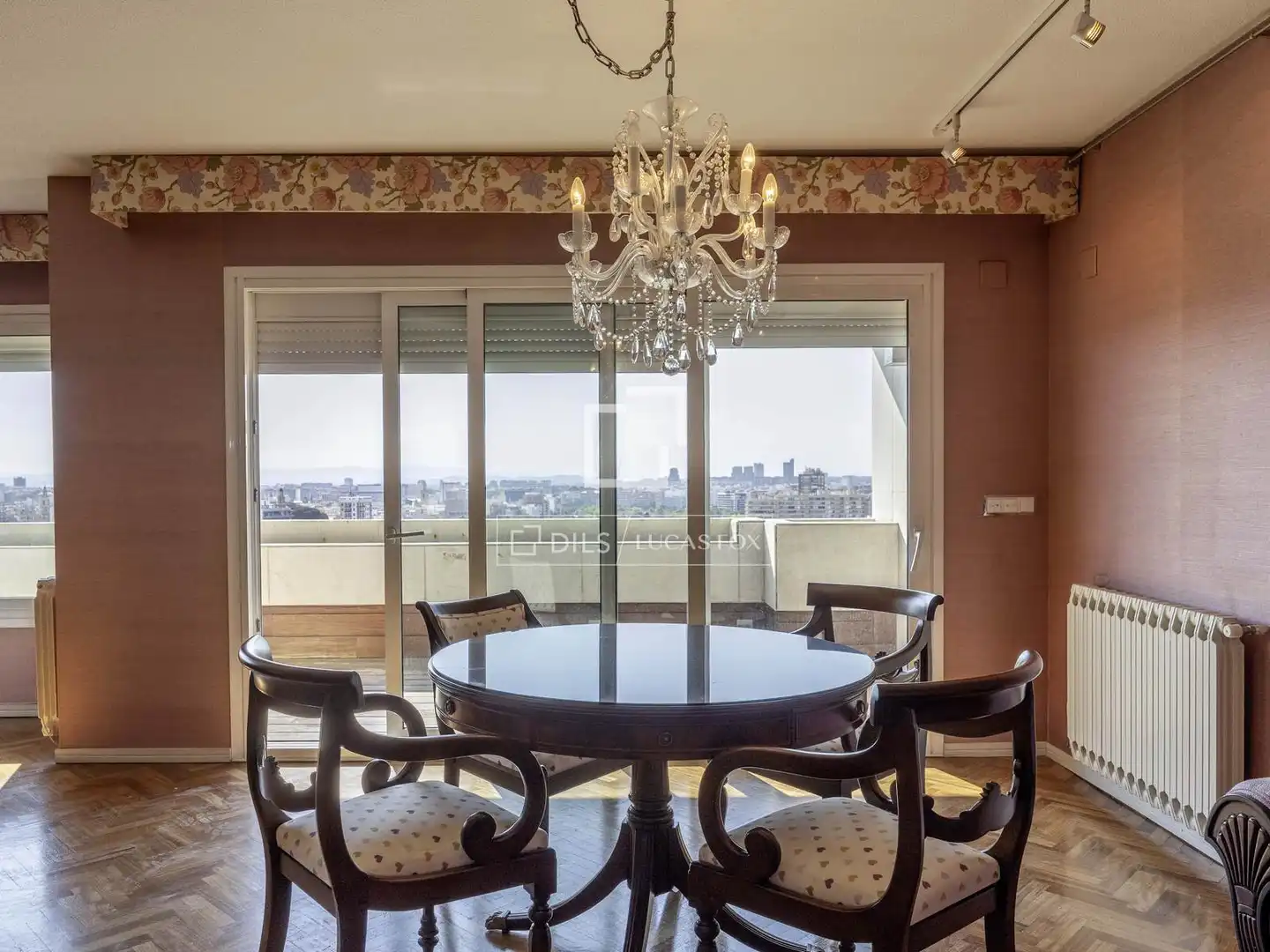 Comedor de Piso en venta en Valencia con Aire acondicionado, Calefacción y Terraza
