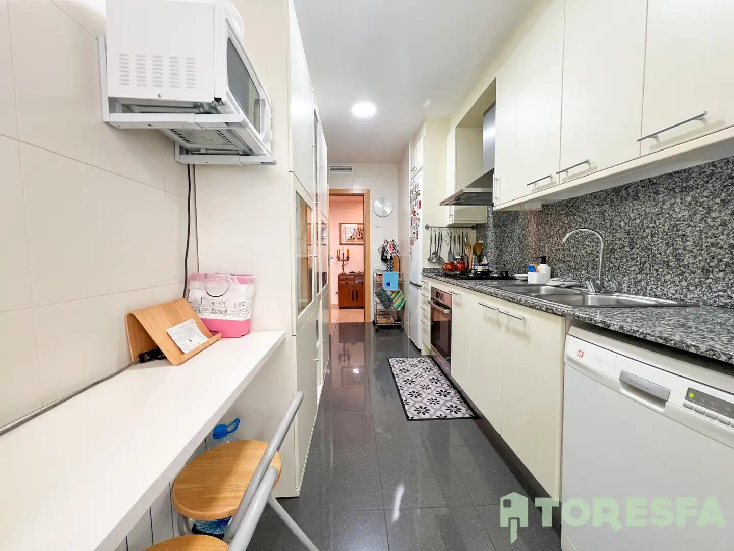 Cocina de Piso en venta en Badalona con Piscina comunitaria