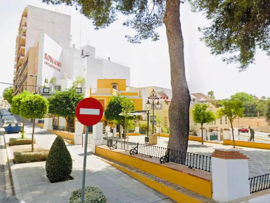 Vista exterior de Pis en venda en Alcalá de Guadaira amb Terrassa