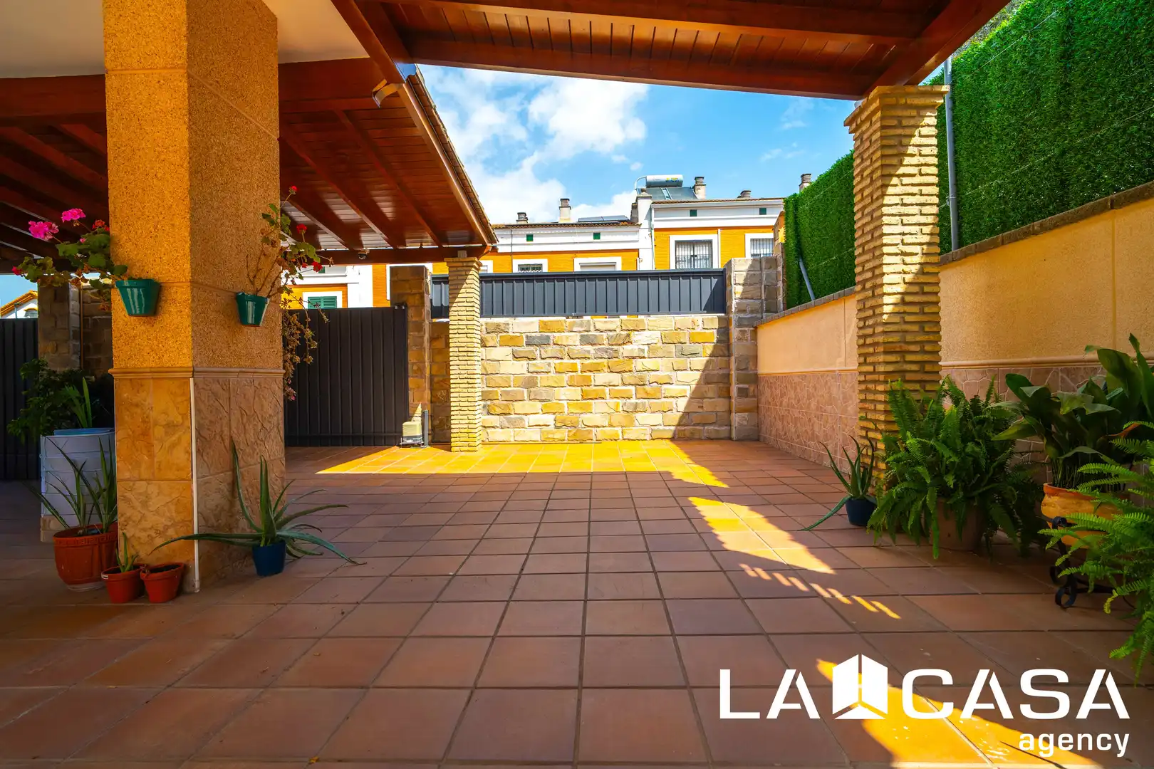 Chalet con piscina en venta en Cerros de Montequinto, imagen 10