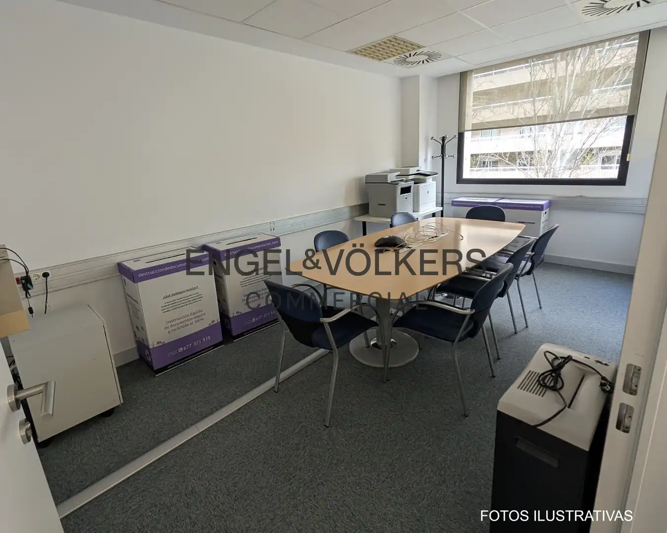 Office for rent in Barcelona  with Air Conditioner