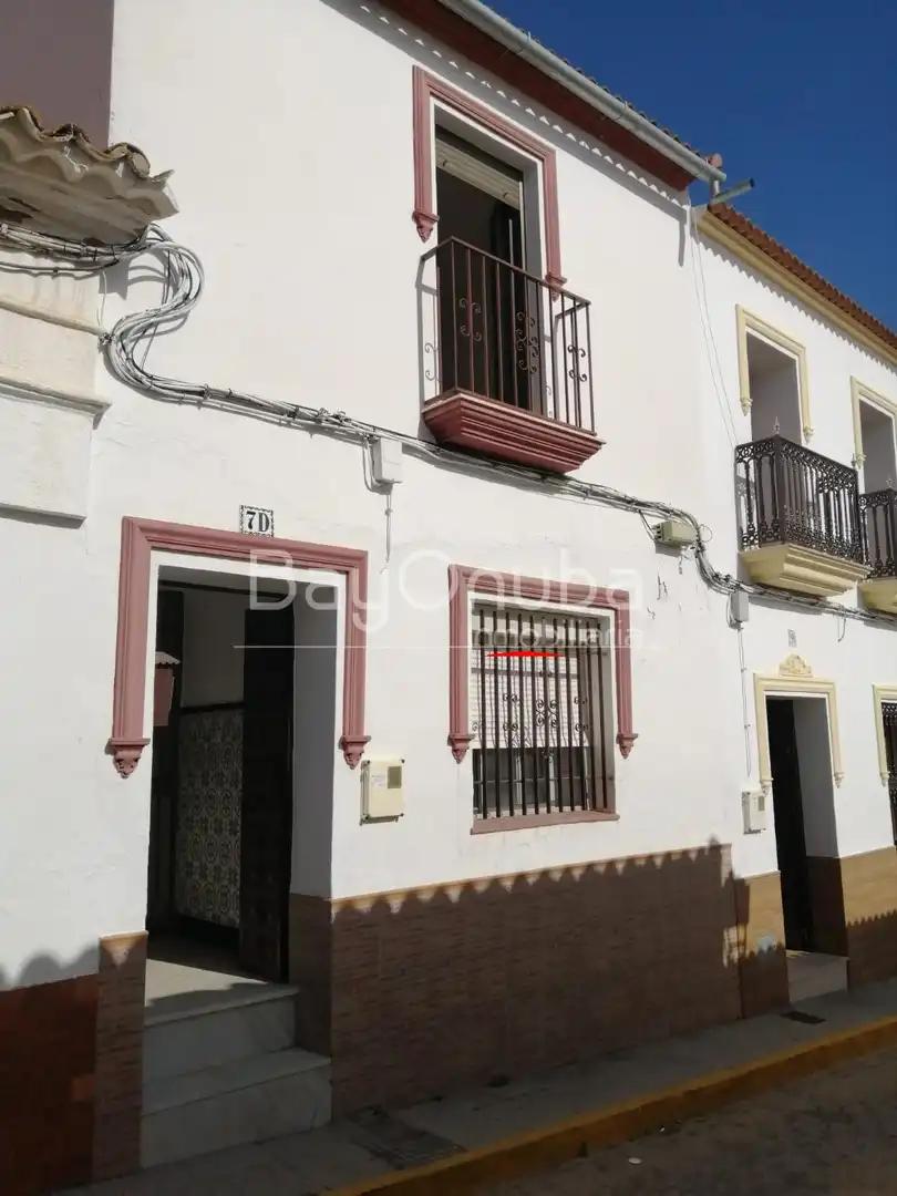 Vista exterior de Casa o chalet en venta en Calañas
