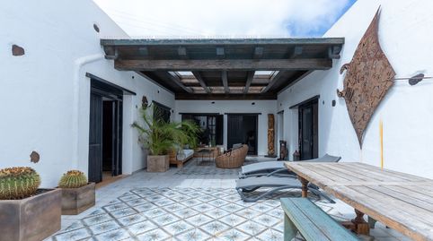 Foto 3 de Finca rústica en venta en Haría pueblo, Haría