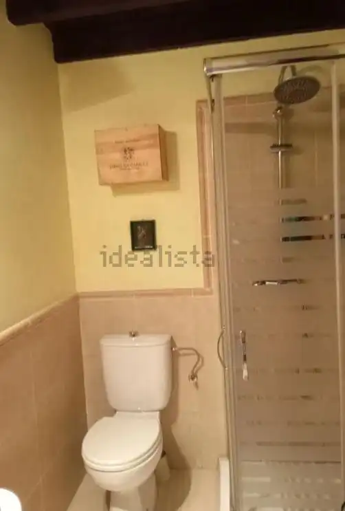 Bany de Casa o xalet en venda en Pesaguero amb Calefacció, Terrassa i Moblat