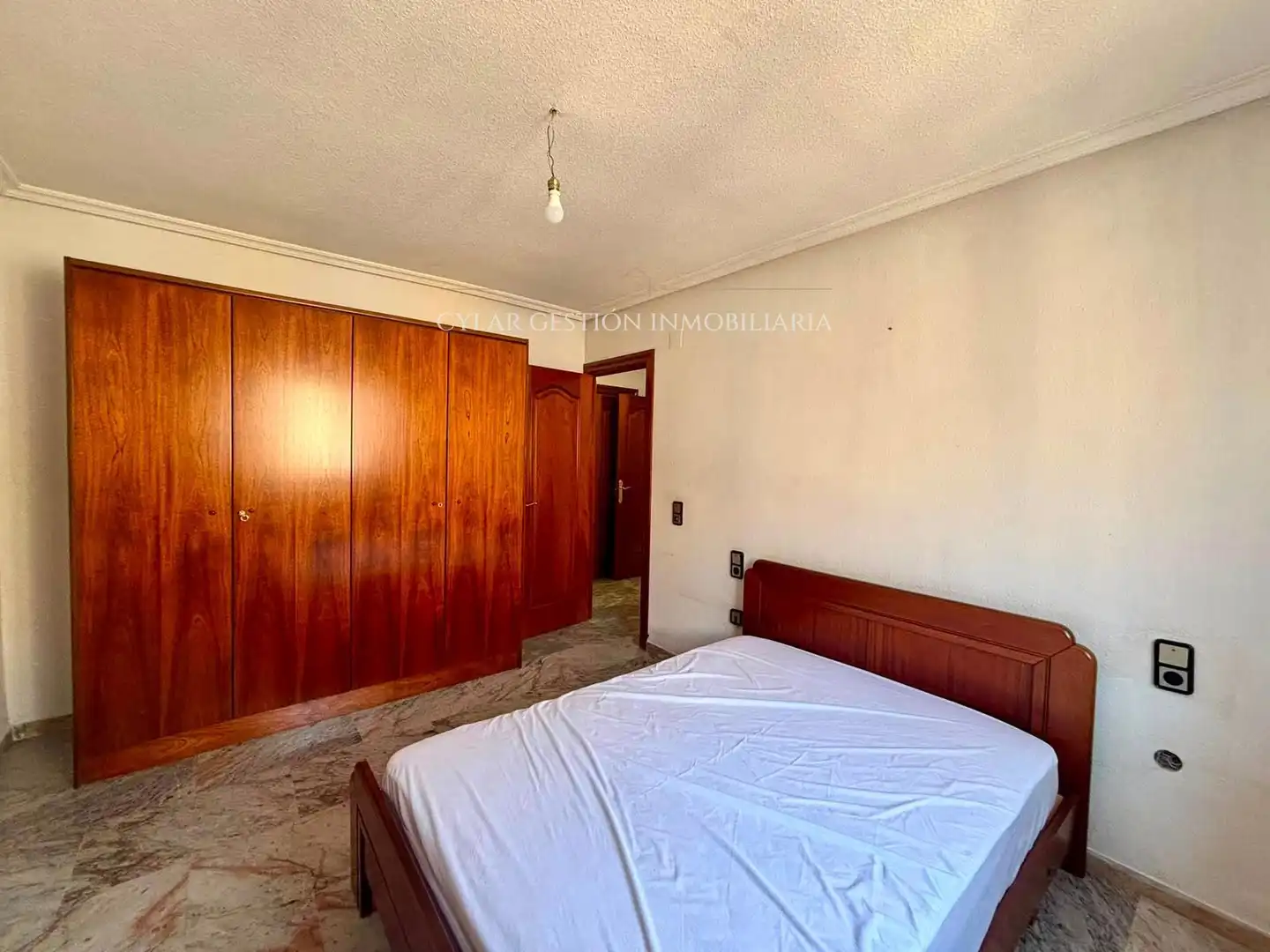 Habitación de Piso en venta en Salamanca con Calefacción, Terraza y Piscina