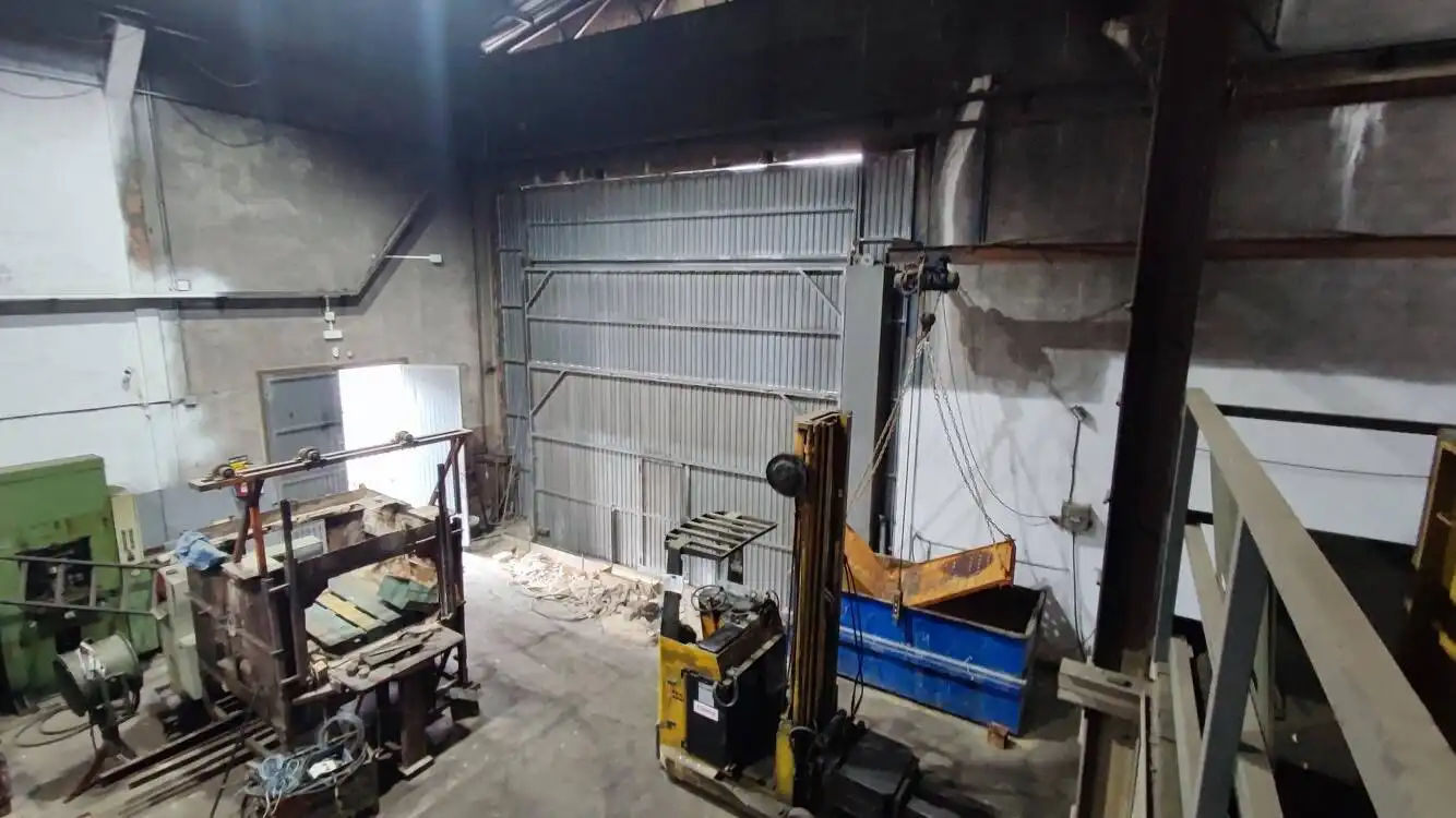 Nave industrial en venta en Vallirana