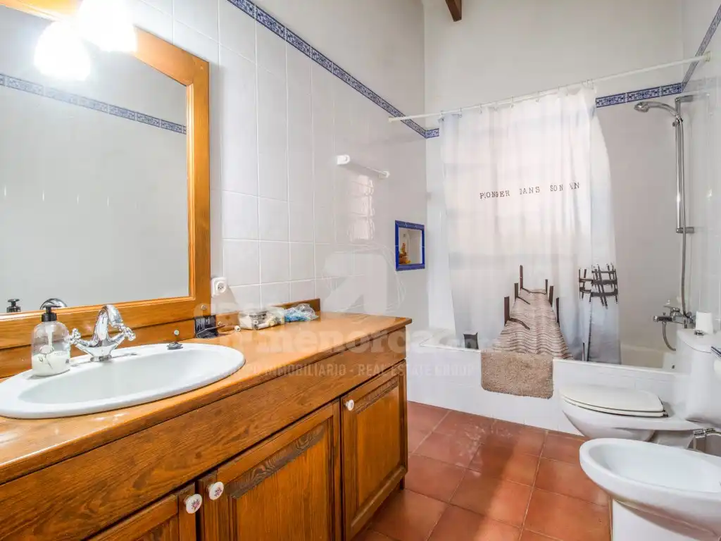 Casa rústica amb piscina en venda a Llucmaçanes, imagen 37
