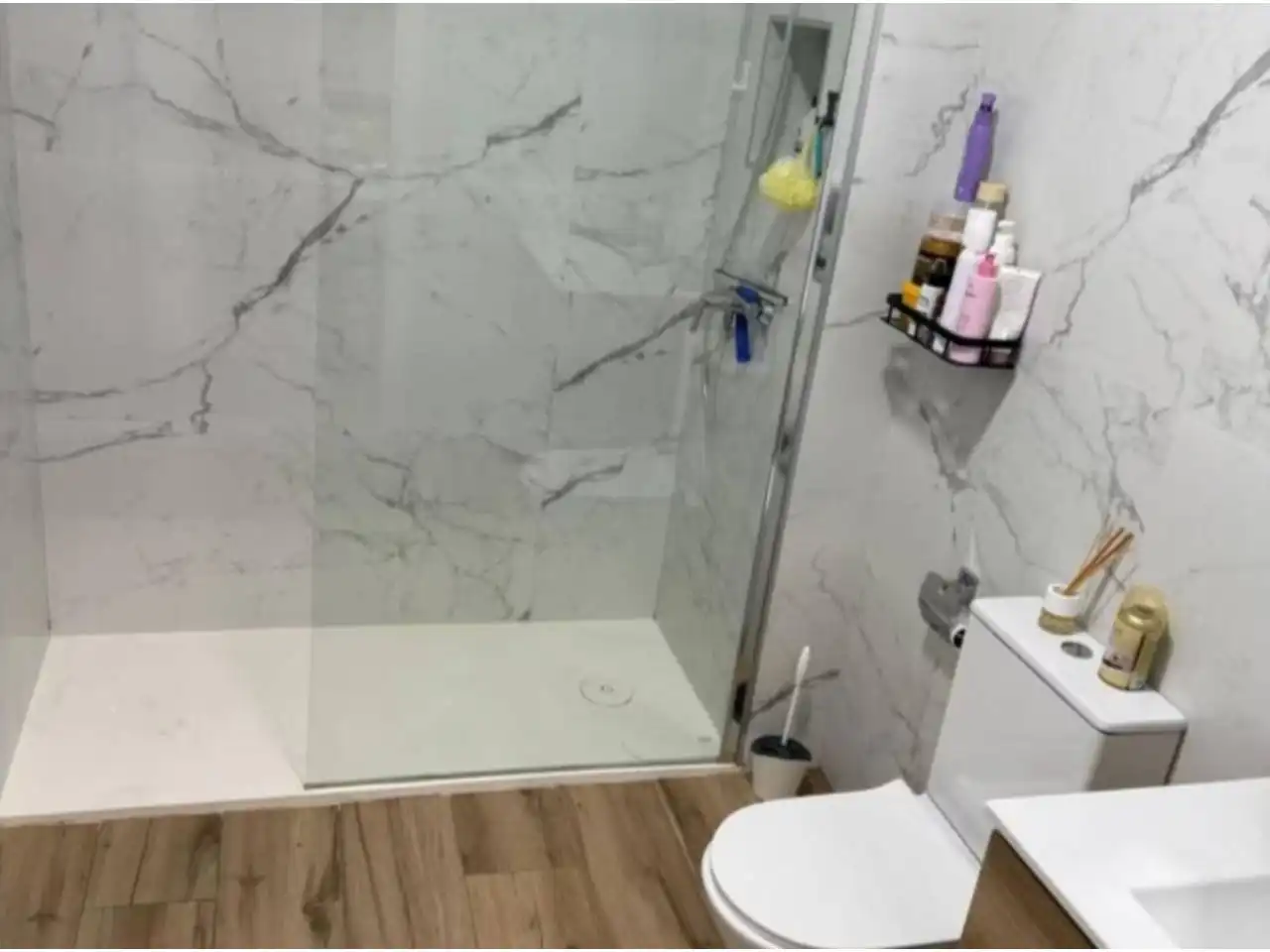 Badezimmer von Wohnung zum Verkauf in Valencia mit Klimaanlage, Heizung und Terrasse