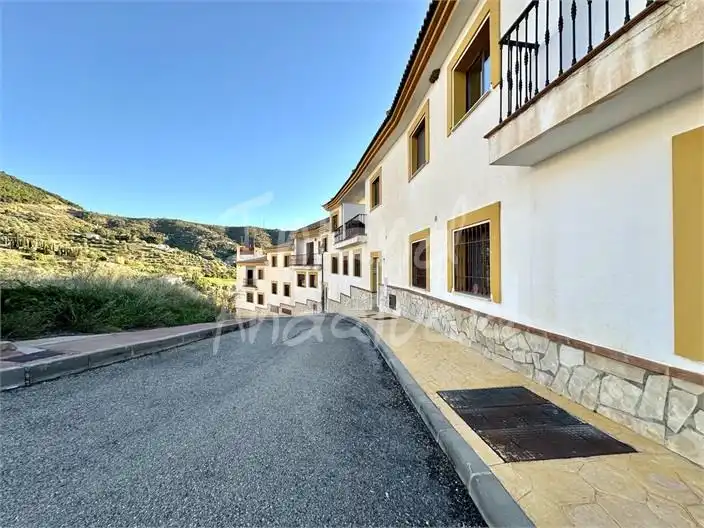 Apartament amb piscina en venda a Alcaucín, imagen 13