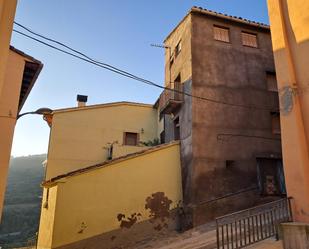 Vista exterior de Casa o xalet en venda en El Grado amb Calefacció