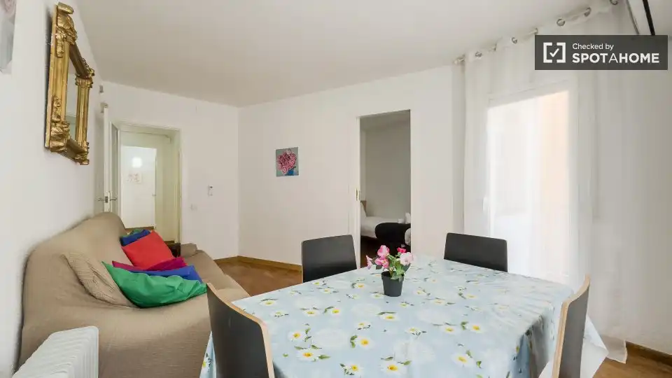 Room in El Coll