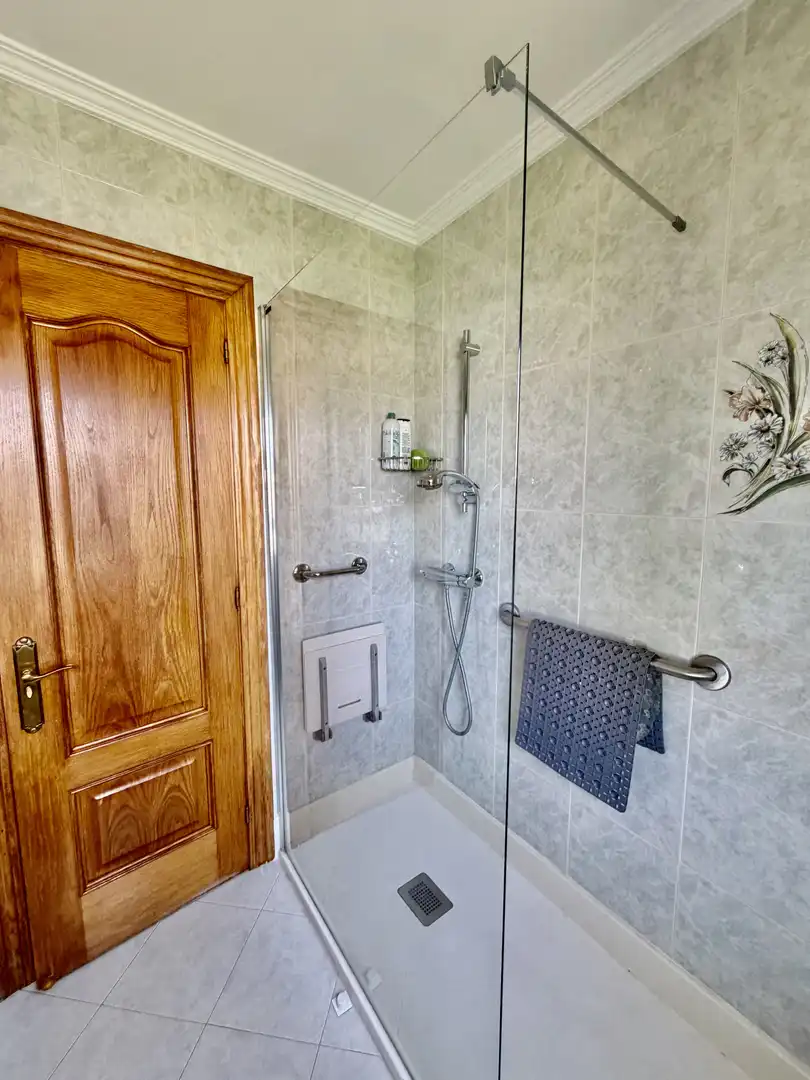 Baño de Casa o chalet en venta en Ribamontán al Monte con Calefacción, Jardín privado y Terraza