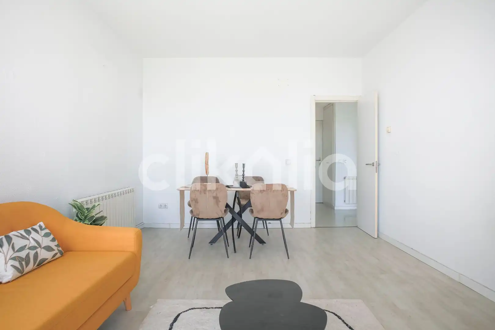 Sala d'estar de Pis en venda en Madrid amb Calefacció, Terrassa i Traster