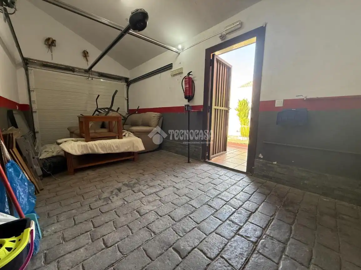 Semi-detached house for sale in Alovera, imagen 28