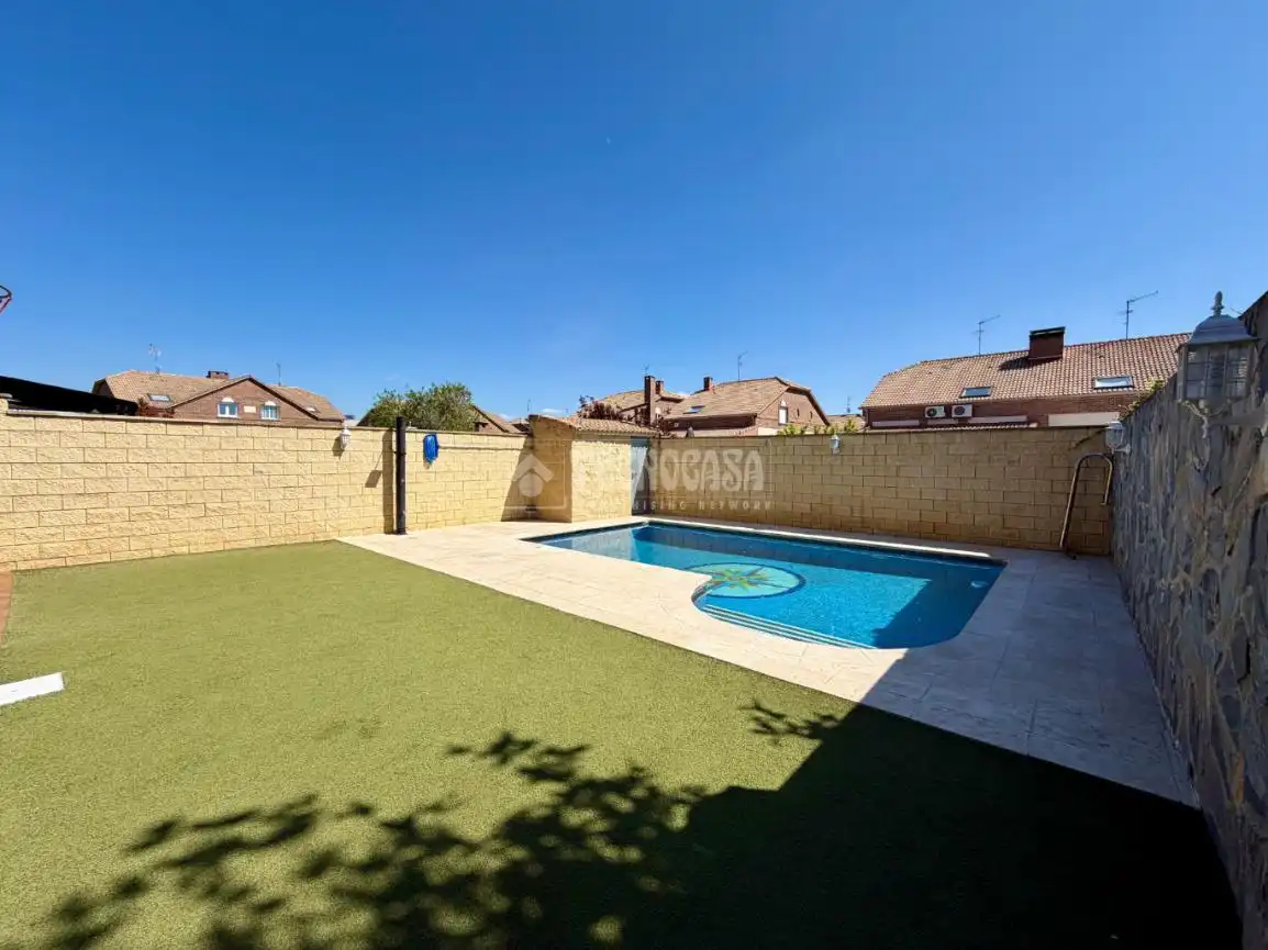 Detached homes for sale in Villanueva de la Torre
