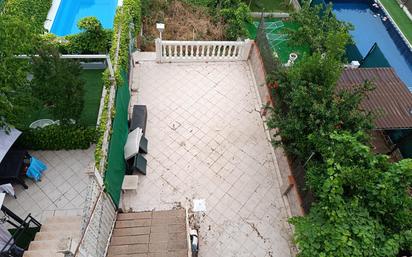 Jardí de Casa adosada en venda en Móstoles amb Calefacció, Jardí privat i Terrassa
