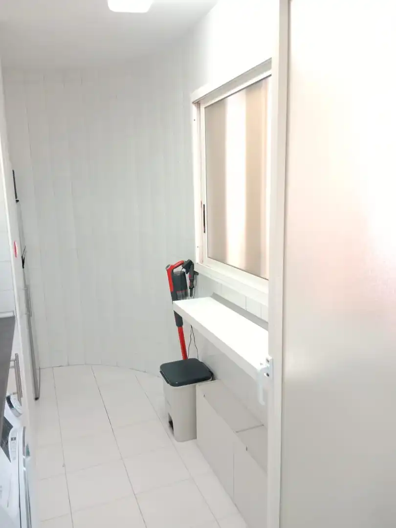 Bany de Apartament en venda en Benidorm amb Aire condicionat, Jardí privat i Terrassa