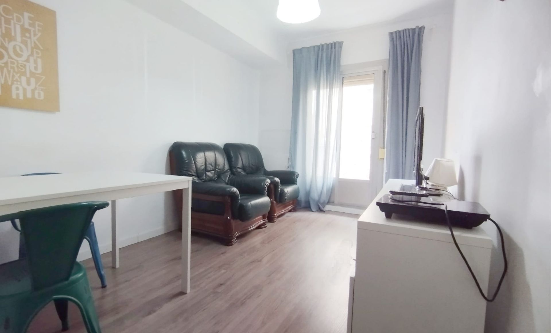 Sala de estar de Piso en venta en  Zaragoza Capital con Amueblado