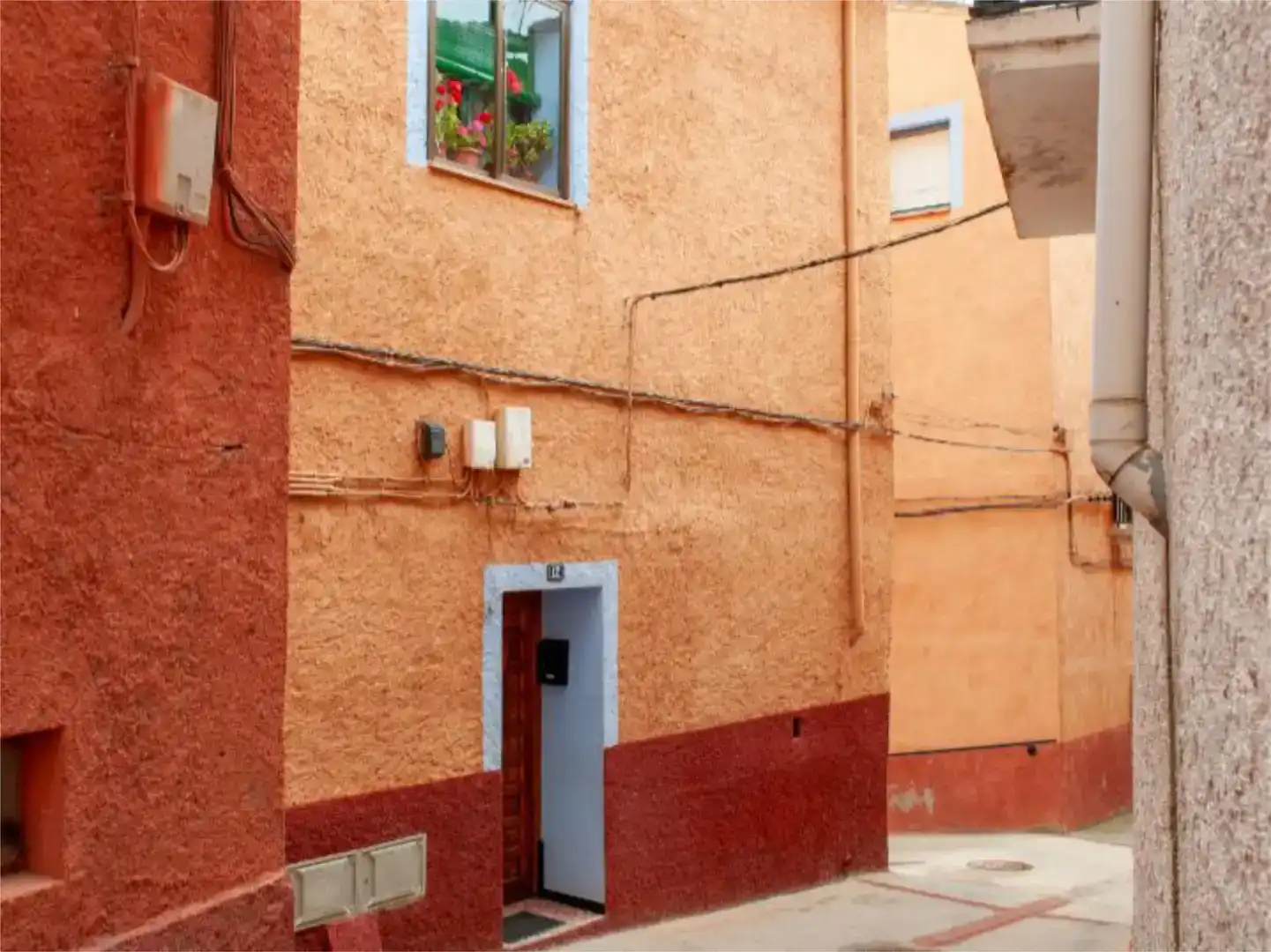 Vista exterior de Pis en venda en Villarroya de la Sierra amb Moblat