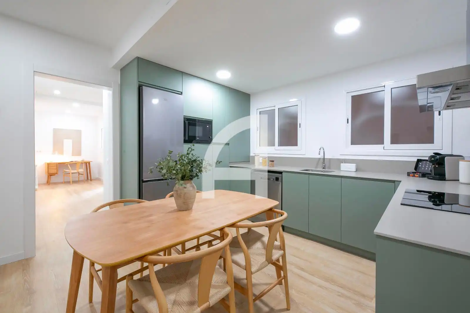Küche von Wohnung zum Verkauf in Barcelona mit Klimaanlage, Heizung und Parkett