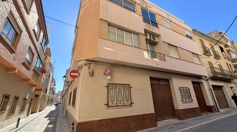 Venta de piso exterior de 145 m² para reformar, con 3 habitaciones, 2 baños, balcón en Algemesí, Valencia | Área Marítima Inmobili