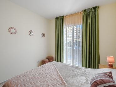 Apartment with pool for sale in Antonio Navarro, 4