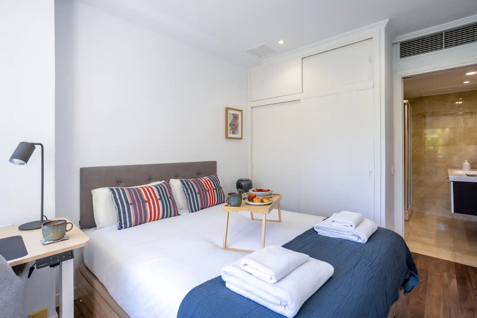 Bedroom of Apartments for rent in Madrid  with Air Conditioner, Heating and Furnished